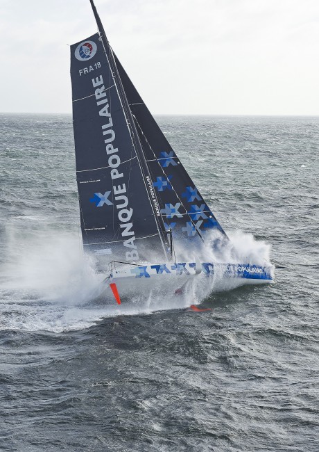 150416- Entrainement en solo au large Lorient pour le monocoque 60 pieds IMOCA Banque Populaire VIII, Skipper, Armel Le Cléac'h.